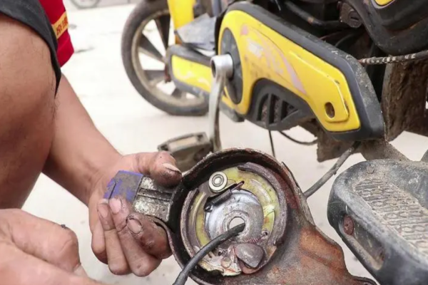 德州市电动车刹车故障